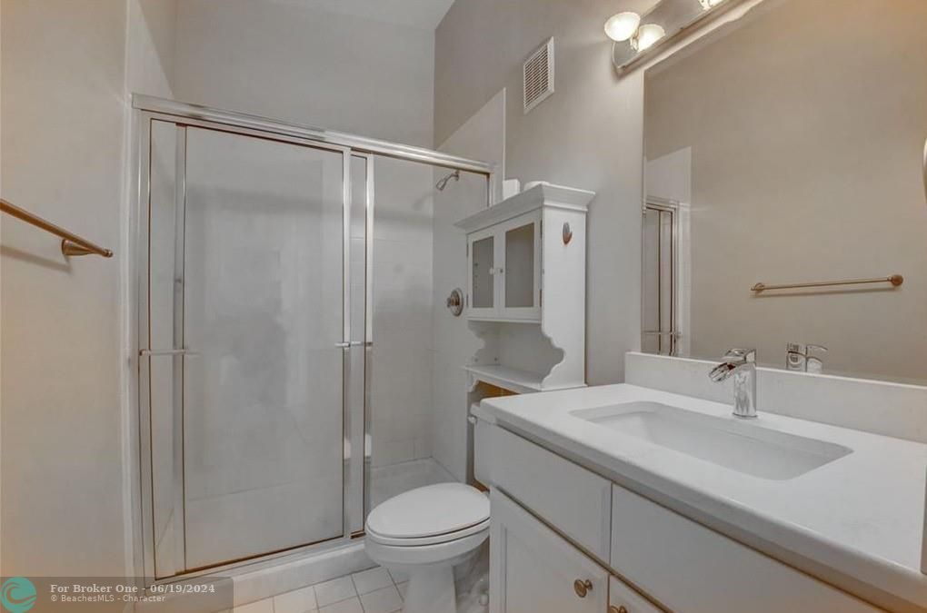 待售: $599,000 (2 贝兹, 2 浴室, 1224 平方英尺)