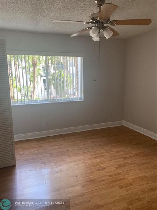 Recently Rented: $2,000 (2 beds, 2 baths, 1140 Square Feet)