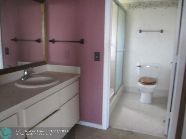 For Sale: $162,450 (2 beds, 2 baths, 1330 Square Feet)