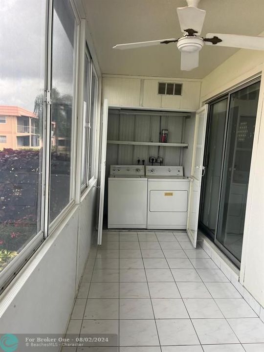 For Rent: $1,900 (2 beds, 2 baths, 883 Square Feet)