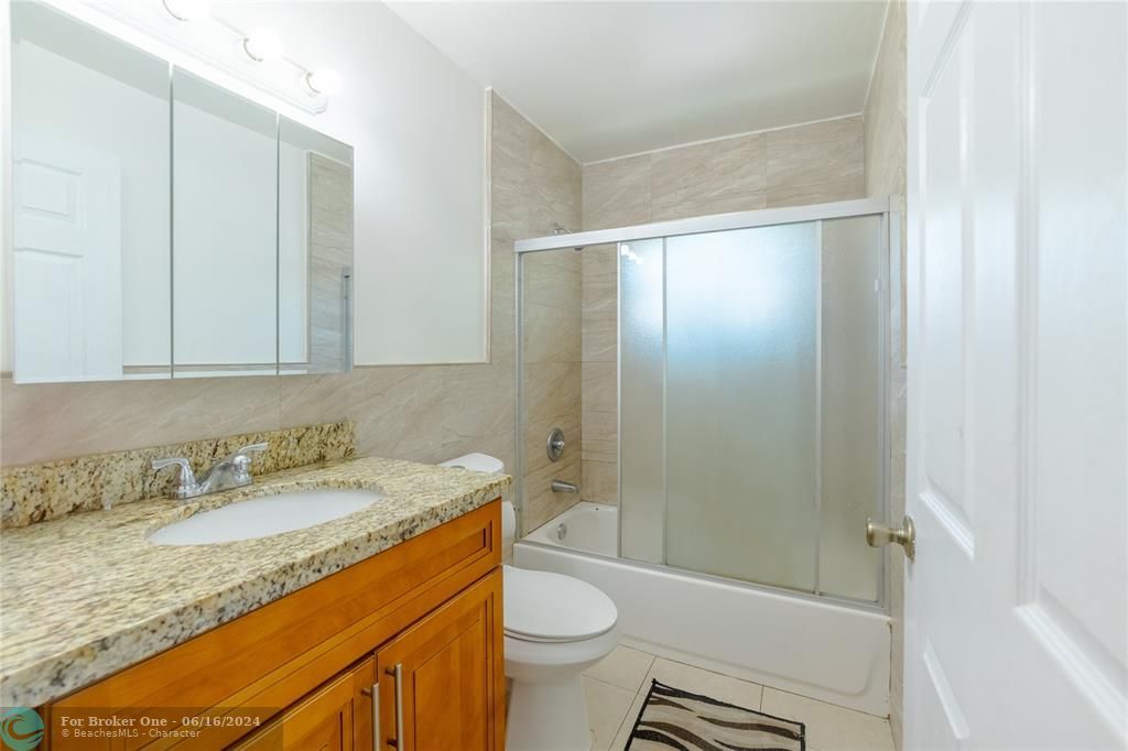 待售: $599,990 (4 贝兹, 2 浴室, 1472 平方英尺)