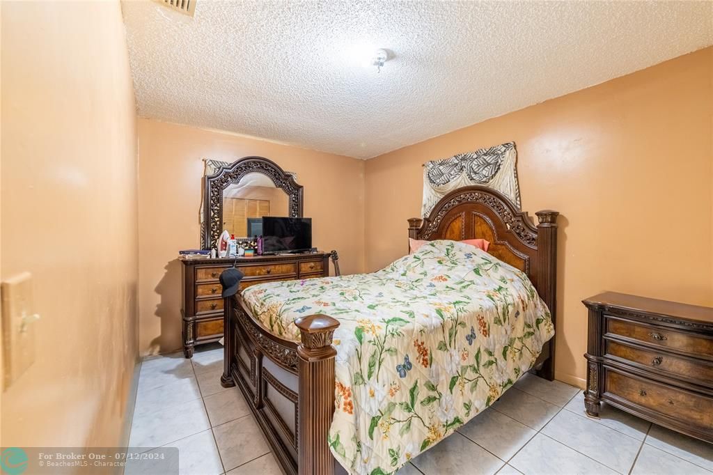 En Venta: $599,990 (4 camas, 2 baños, 1472 Pies cuadrados)