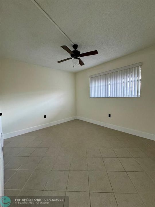 For Sale: $170,000 (2 beds, 2 baths, 850 Square Feet)