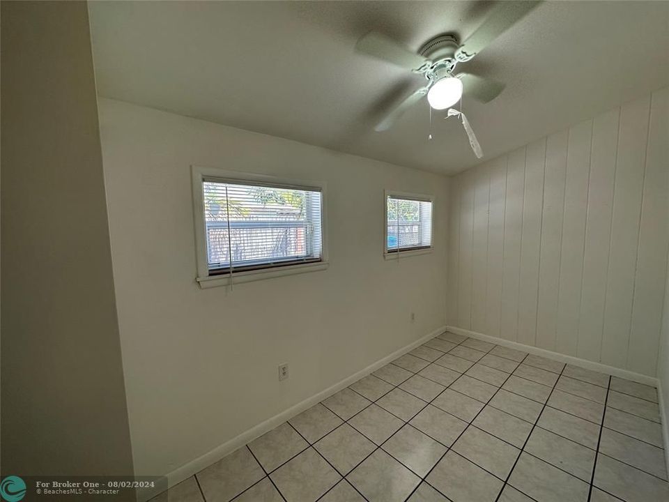 Active With Contract: $1,395 (1 beds, 1 baths, 625 Square Feet)
