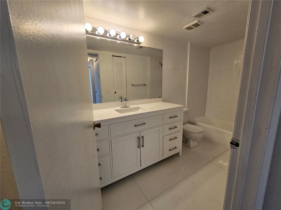 Недавно арендовано: $1,700 (1 спален, 1 ванн, 743 Квадратных фут)