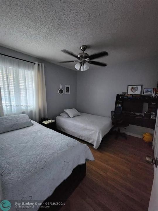 For Rent: $2,250 (2 beds, 2 baths, 815 Square Feet)