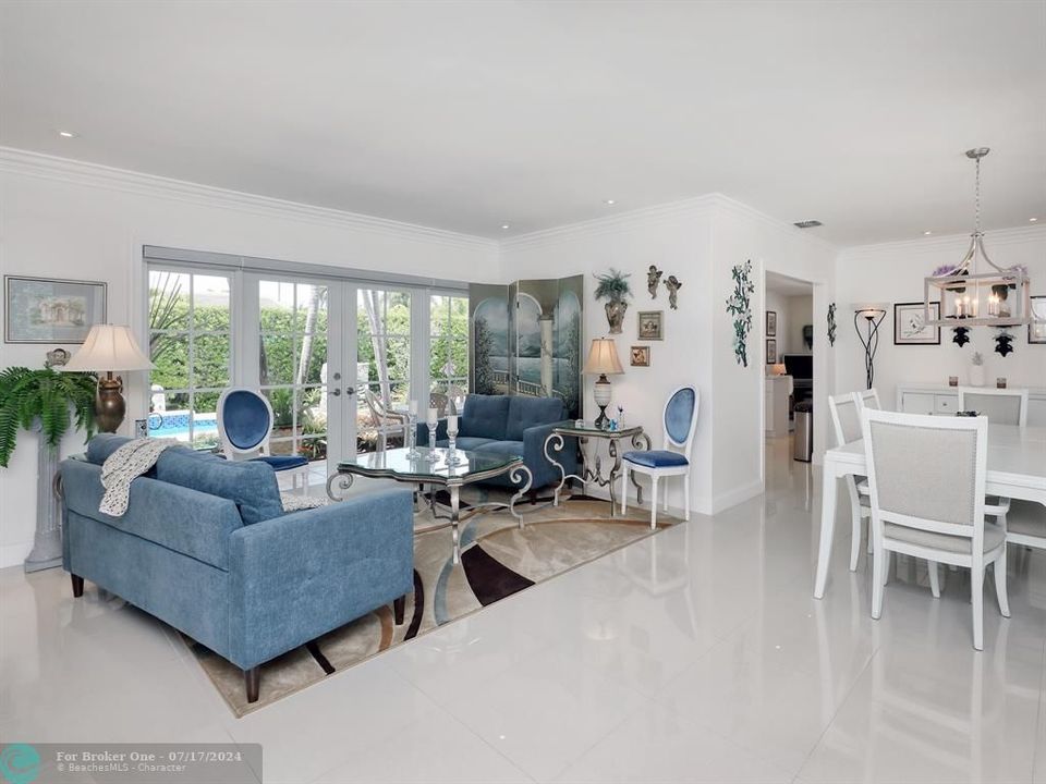 For Sale: $929,000 (3 beds, 2 baths, 1849 Square Feet)