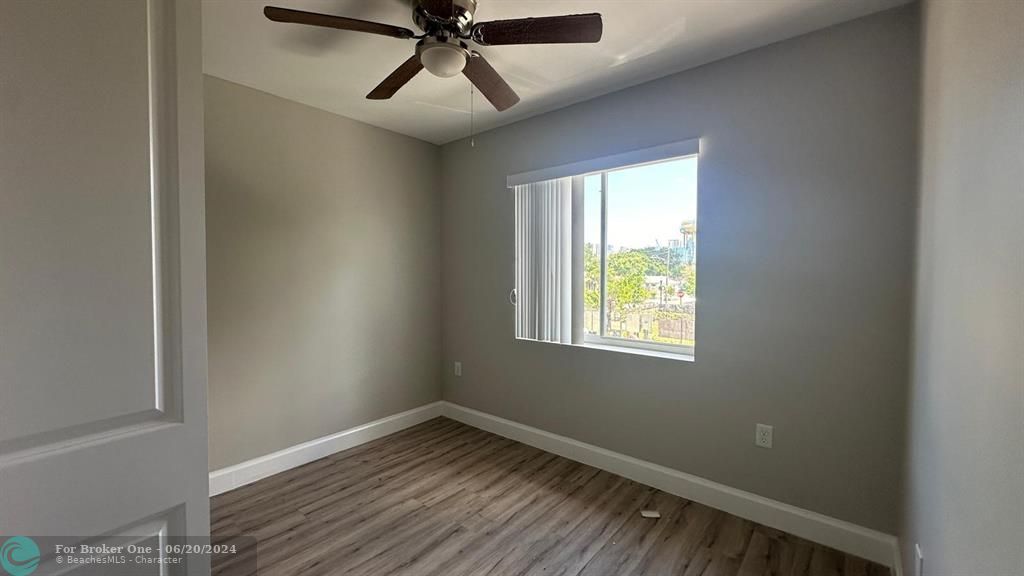 For Rent: $2,900 (3 beds, 2 baths, 1416 Square Feet)