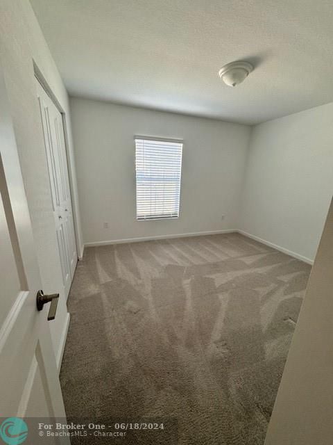 For Rent: $2,450 (3 beds, 2 baths, 1635 Square Feet)