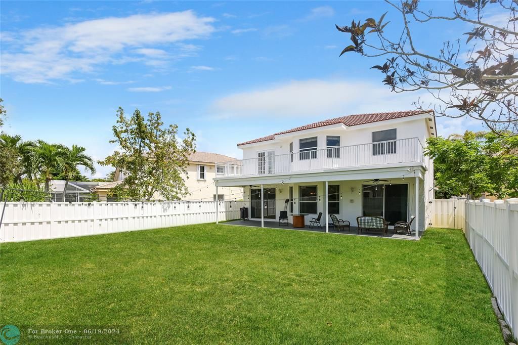Active With Contract: $839,000 (5 beds, 3 baths, 2940 Square Feet)