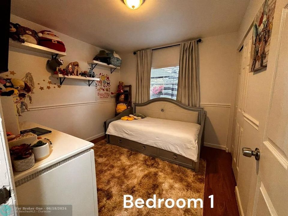 En Venta: $499,900 (3 camas, 1 baños, 1256 Pies cuadrados)