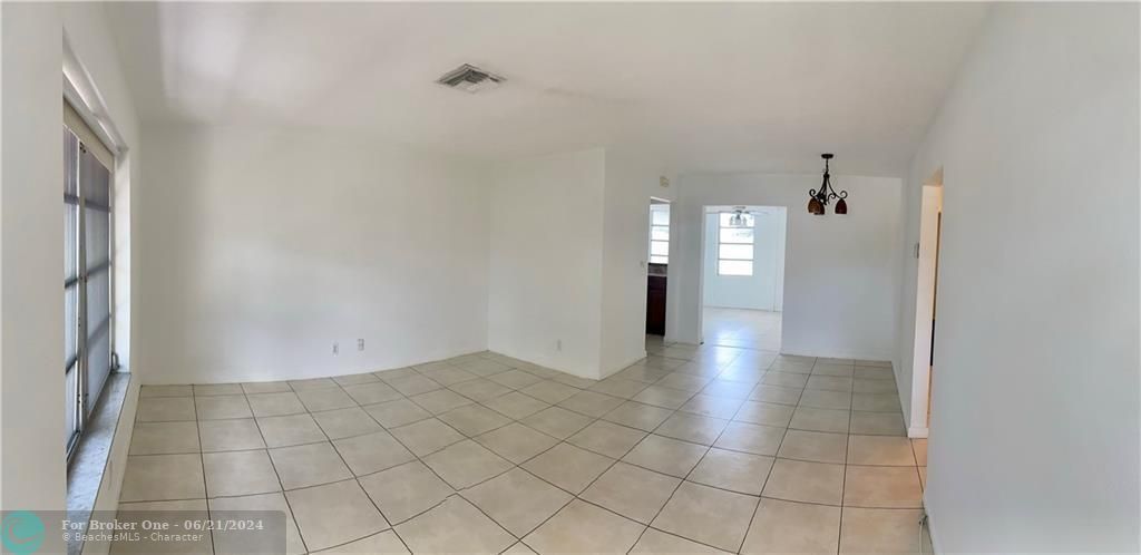 For Rent: $3,300 (3 beds, 2 baths, 1690 Square Feet)