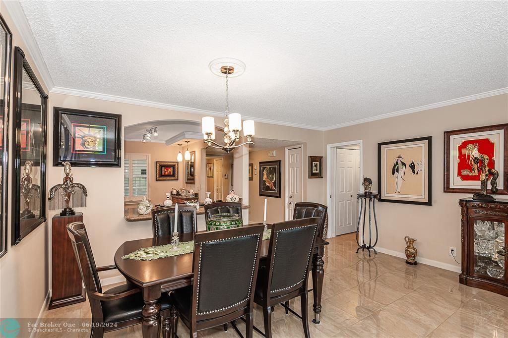 For Sale: $343,900 (3 beds, 2 baths, 1500 Square Feet)