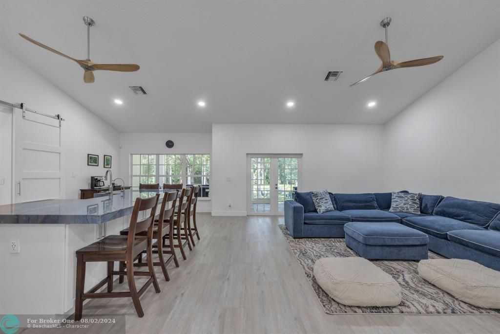Active With Contract: $1,095,000 (5 beds, 2 baths, 2181 Square Feet)