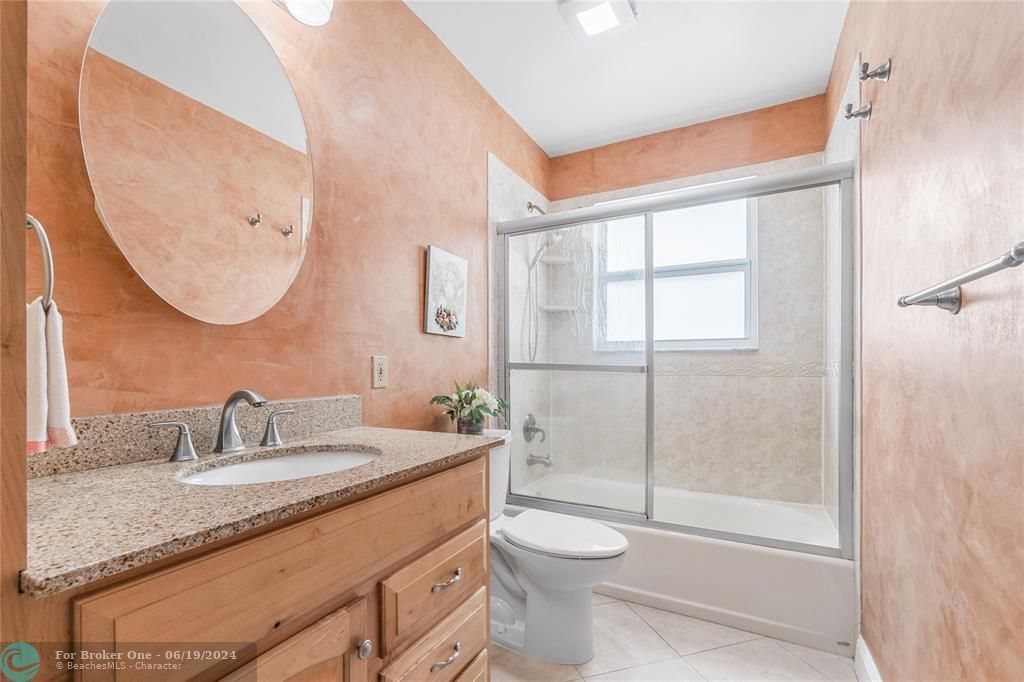 待售: $585,000 (4 贝兹, 2 浴室, 1762 平方英尺)
