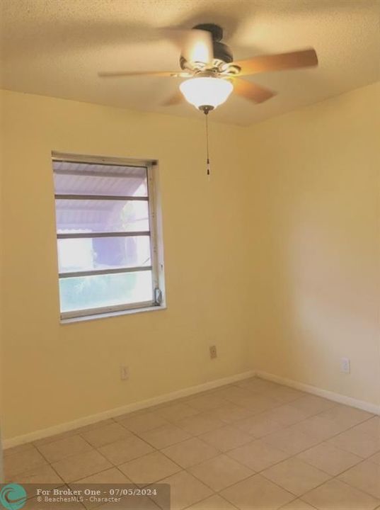 For Rent: $2,995 (3 beds, 2 baths, 1458 Square Feet)