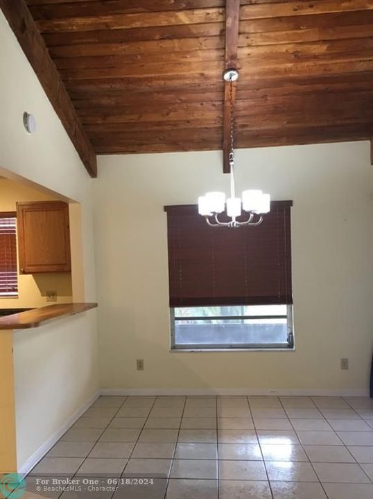 For Rent: $3,100 (3 beds, 2 baths, 1458 Square Feet)