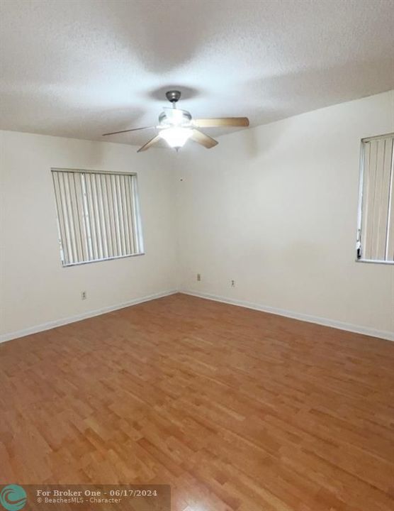 For Rent: $3,100 (3 beds, 2 baths, 1458 Square Feet)