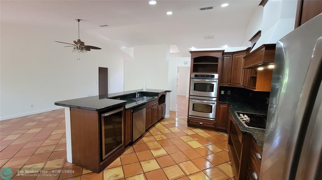 For Rent: $5,600 (4 beds, 3 baths, 2356 Square Feet)