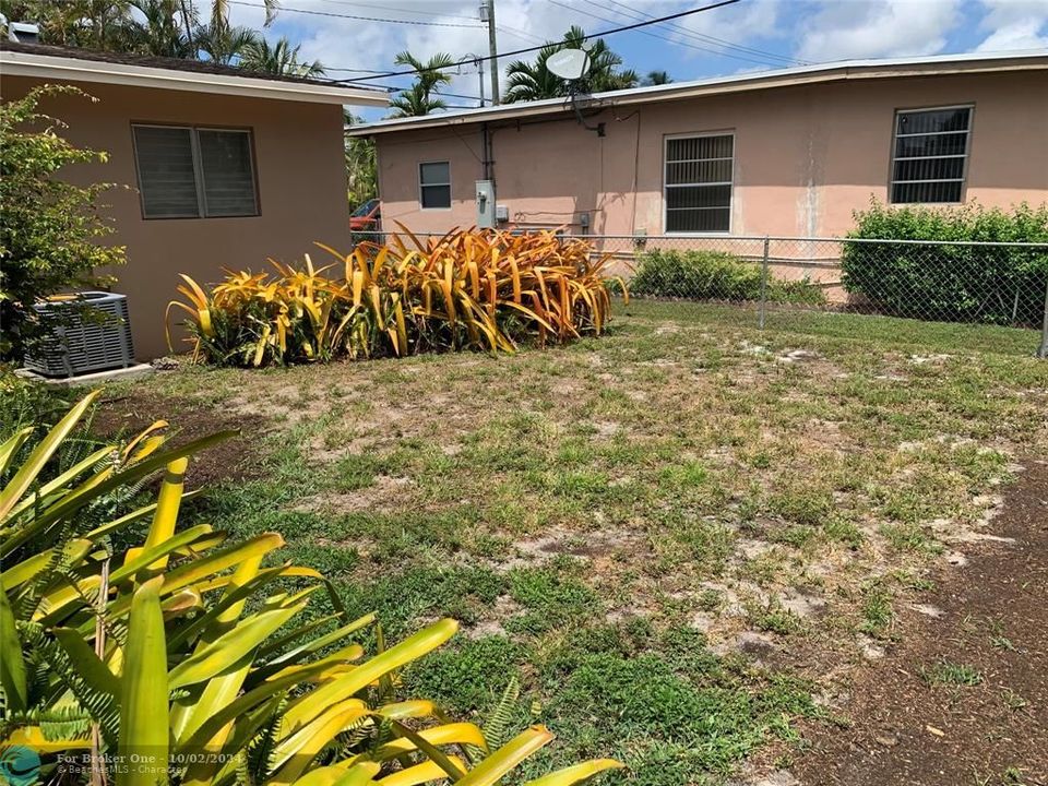 For Sale: $565,000 (3 beds, 2 baths, 1875 Square Feet)