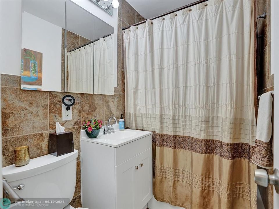 待售: $739,000 (3 贝兹, 2 浴室, 1391 平方英尺)