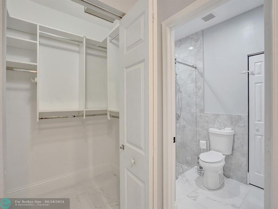 出租: $4,300 (3 贝兹, 2 浴室, 1808 平方英尺)