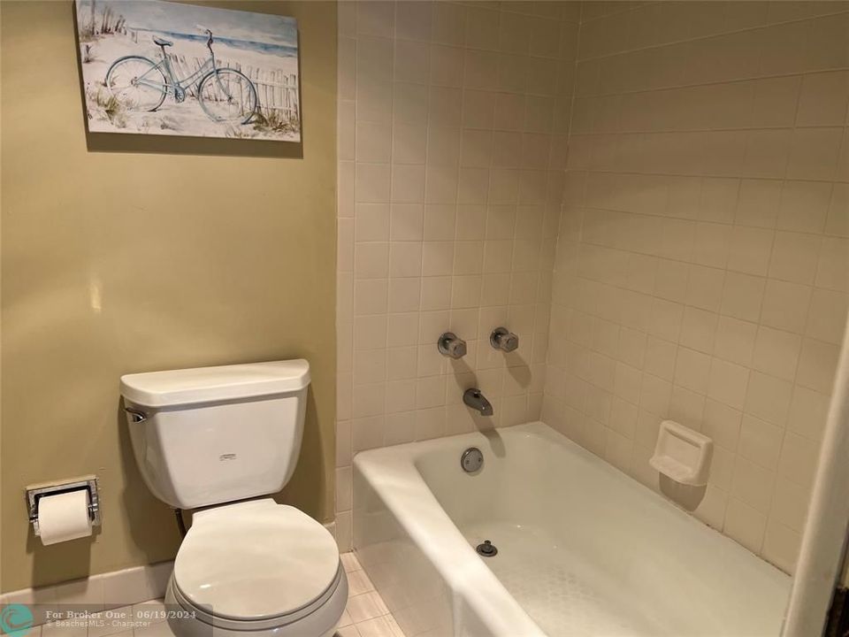 В аренду: $3,500 (2 спален, 2 ванн, 1100 Квадратных фут)