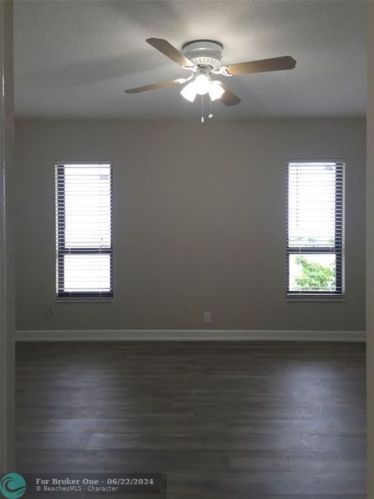 For Rent: $2,575 (2 beds, 2 baths, 1120 Square Feet)