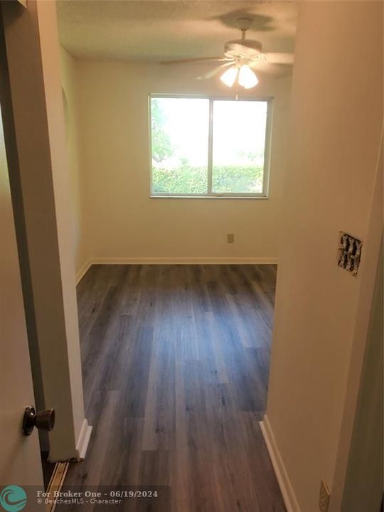 For Rent: $2,400 (2 beds, 2 baths, 1097 Square Feet)