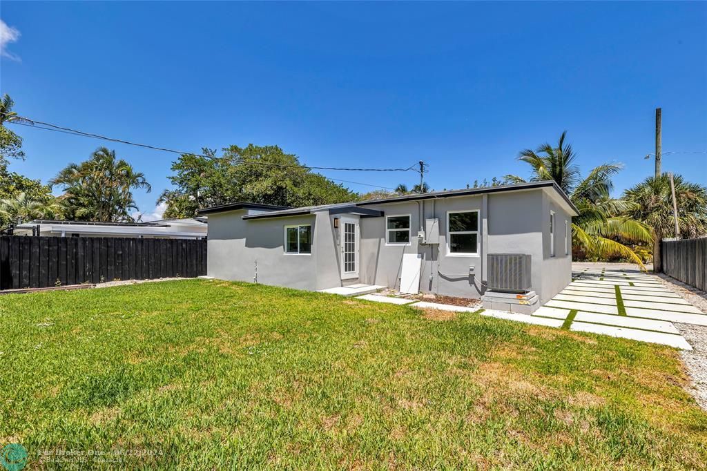 Active With Contract: $649,990 (3 beds, 2 baths, 1400 Square Feet)