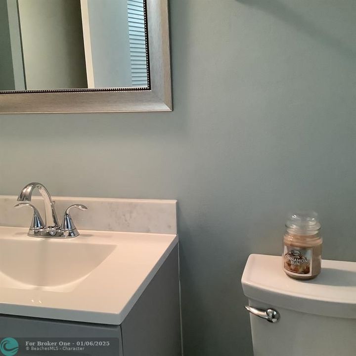 Active With Contract: $90,000 (1 beds, 1 baths, 760 Square Feet)