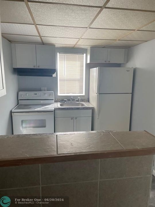 For Rent: $1,425 (1 beds, 1 baths, 500 Square Feet)