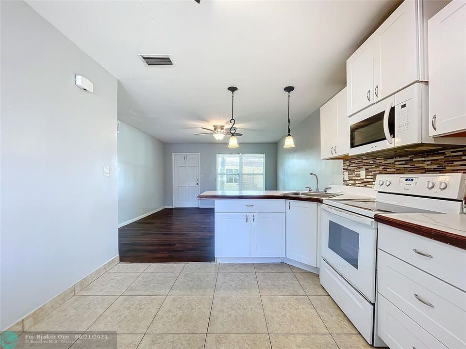 For Rent: $639,900 (0 beds, 0 baths, 1726 Square Feet)