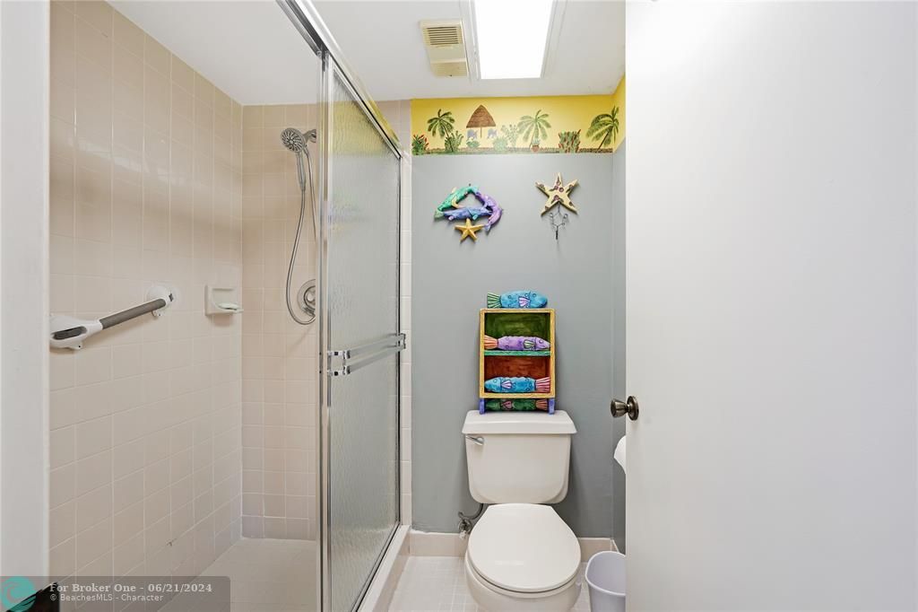 待售: $250,000 (2 贝兹, 2 浴室, 1050 平方英尺)