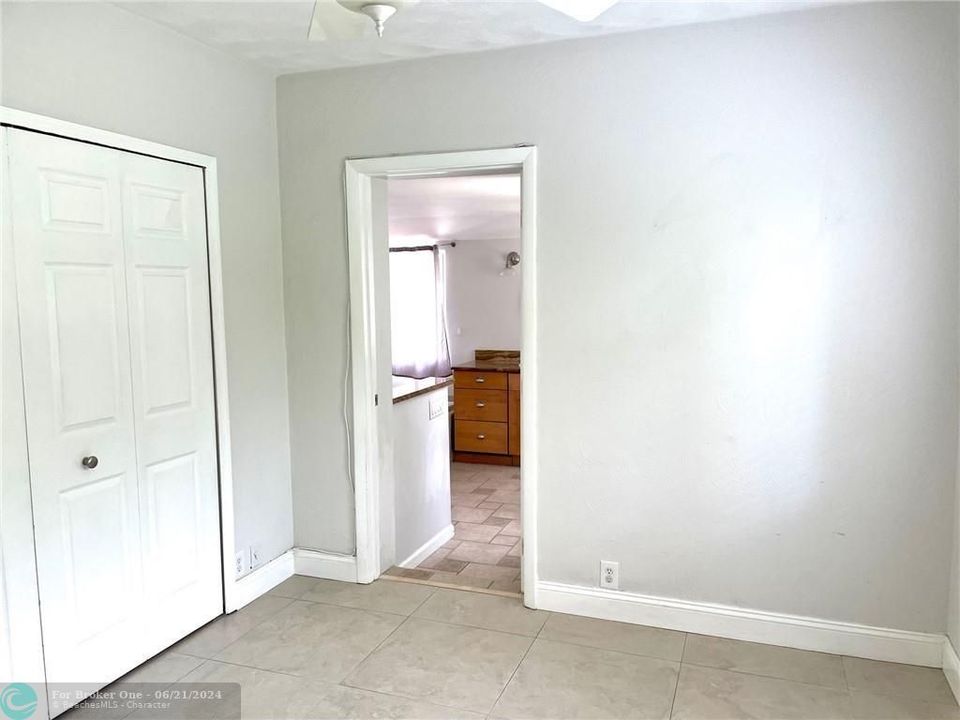 For Rent: $3,500 (3 beds, 2 baths, 1344 Square Feet)