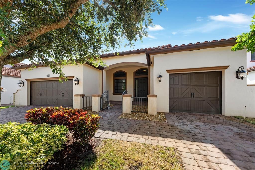 Active With Contract: $6,500 (4 beds, 3 baths, 2480 Square Feet)