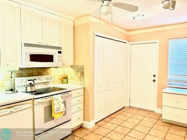 For Rent: $2,500 (3 beds, 2 baths, 1350 Square Feet)