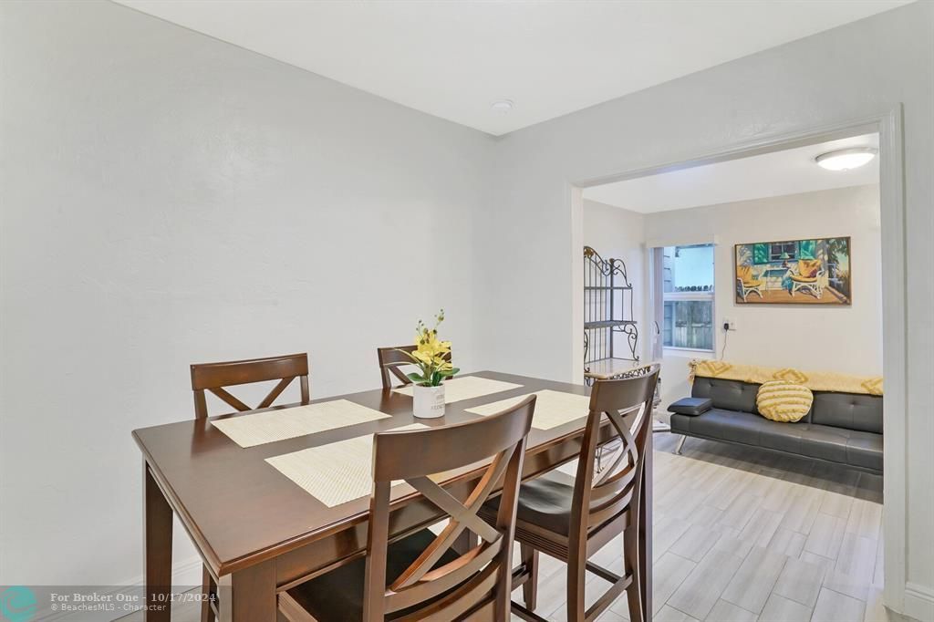 Active With Contract: $775,000 (0 beds, 0 baths, 2500 Square Feet)