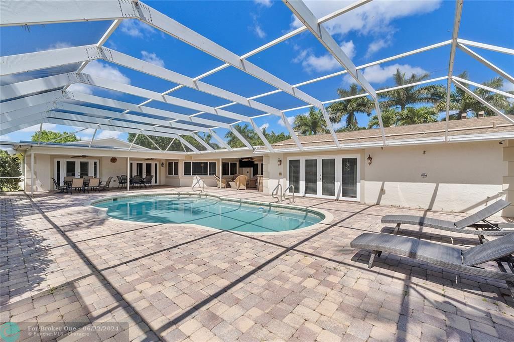 For Sale: $3,650,000 (4 beds, 4 baths, 4964 Square Feet)
