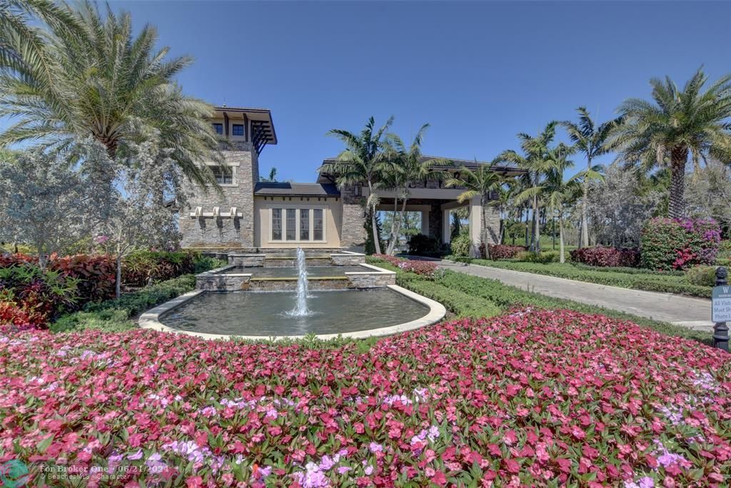 For Sale: $1,599,900 (5 beds, 3 baths, 4269 Square Feet)