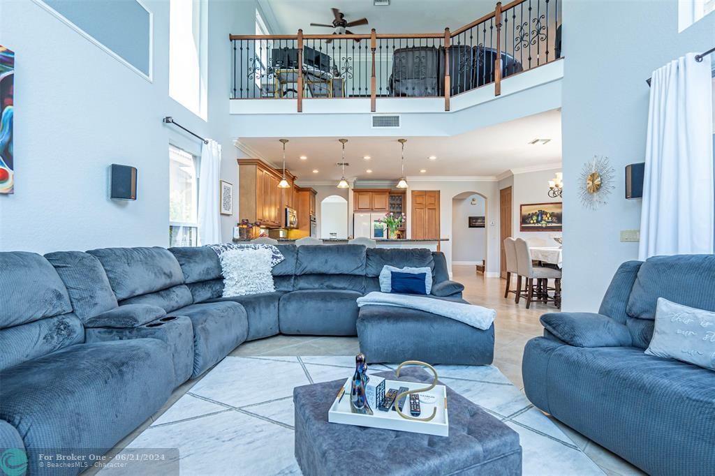 For Sale: $1,195,000 (5 beds, 5 baths, 4159 Square Feet)