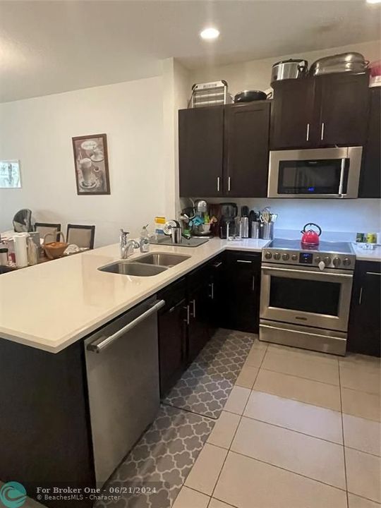 For Rent: $3,300 (3 beds, 2 baths, 1349 Square Feet)