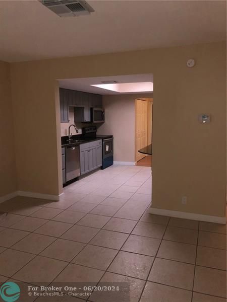 For Rent: $895,000 (0 beds, 0 baths, 1633 Square Feet)