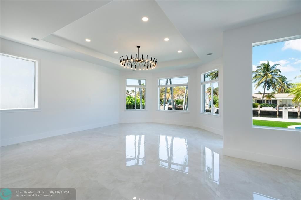 Active With Contract: $4,995,000 (5 beds, 4 baths, 4375 Square Feet)