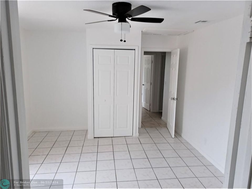 Active With Contract: $3,790 (4 beds, 2 baths, 1910 Square Feet)