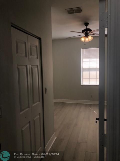 For Rent: $2,600 (3 beds, 2 baths, 1309 Square Feet)