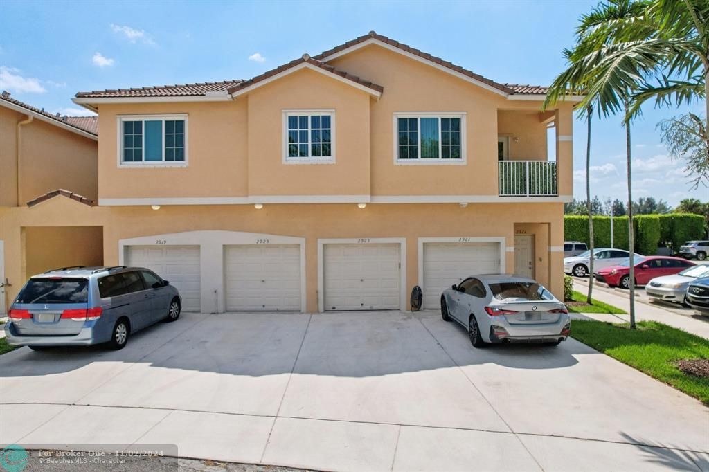 Active With Contract: $385,000 (3 beds, 2 baths, 1210 Square Feet)