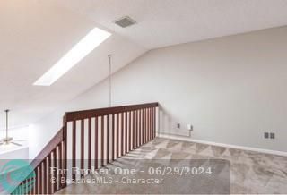 For Rent: $2,300 (2 beds, 2 baths, 1186 Square Feet)
