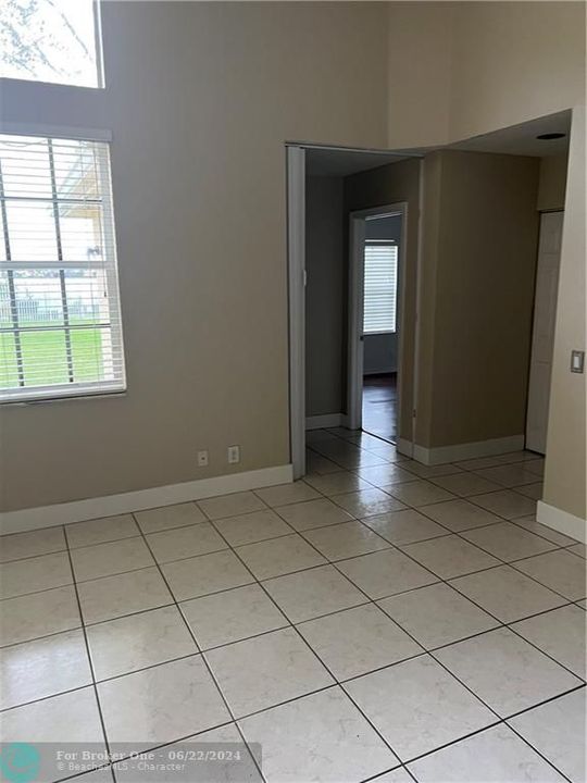 Active With Contract: $4,500 (4 beds, 3 baths, 2744 Square Feet)