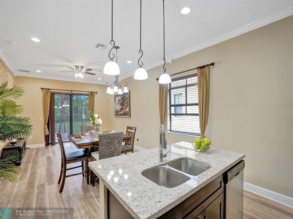 Active With Contract: $499,900 (3 beds, 2 baths, 1616 Square Feet)